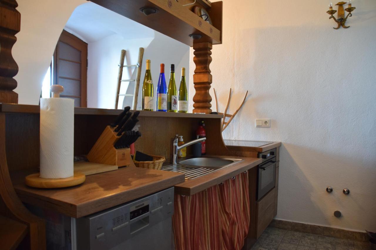 The Wine Cellar In The Old Gemeinde House Brauneberg Exteriér fotografie
